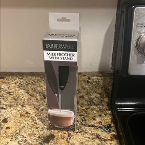 Farberware Black Milk Frother with Stand- NWT